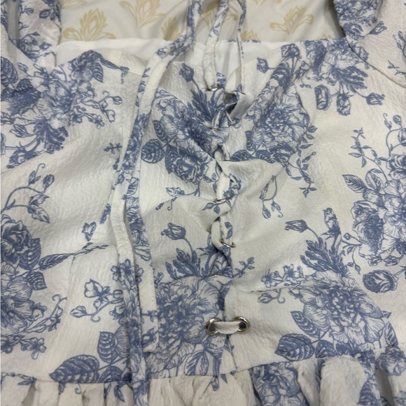 CIDER Blue Toile Floral Puff Sleeve Mini Dress - Picture 6 of 10
